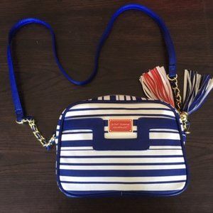 Betsey Johnson Pocket Book Brand New